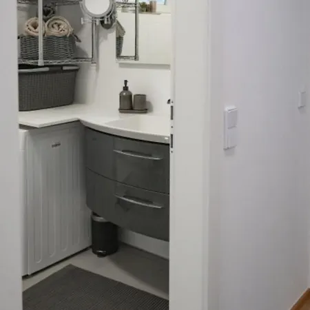Zwischen & Zentrum / Messe. Arbeitsplatz, Tg Apartment Klagenfurt am Woerthersee