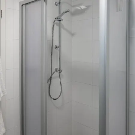 Zwischen & Zentrum / Messe. Arbeitsplatz, Tg Apartment Klagenfurt am Woerthersee