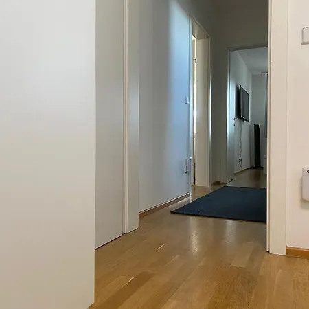 Apartment Zwischen & Zentrum / Messe. Arbeitsplatz, Tg