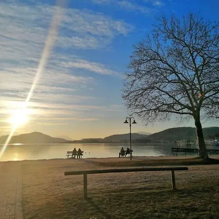 Zwischen & Zentrum / Messe. Arbeitsplatz, Tg Apartment Klagenfurt am Woerthersee